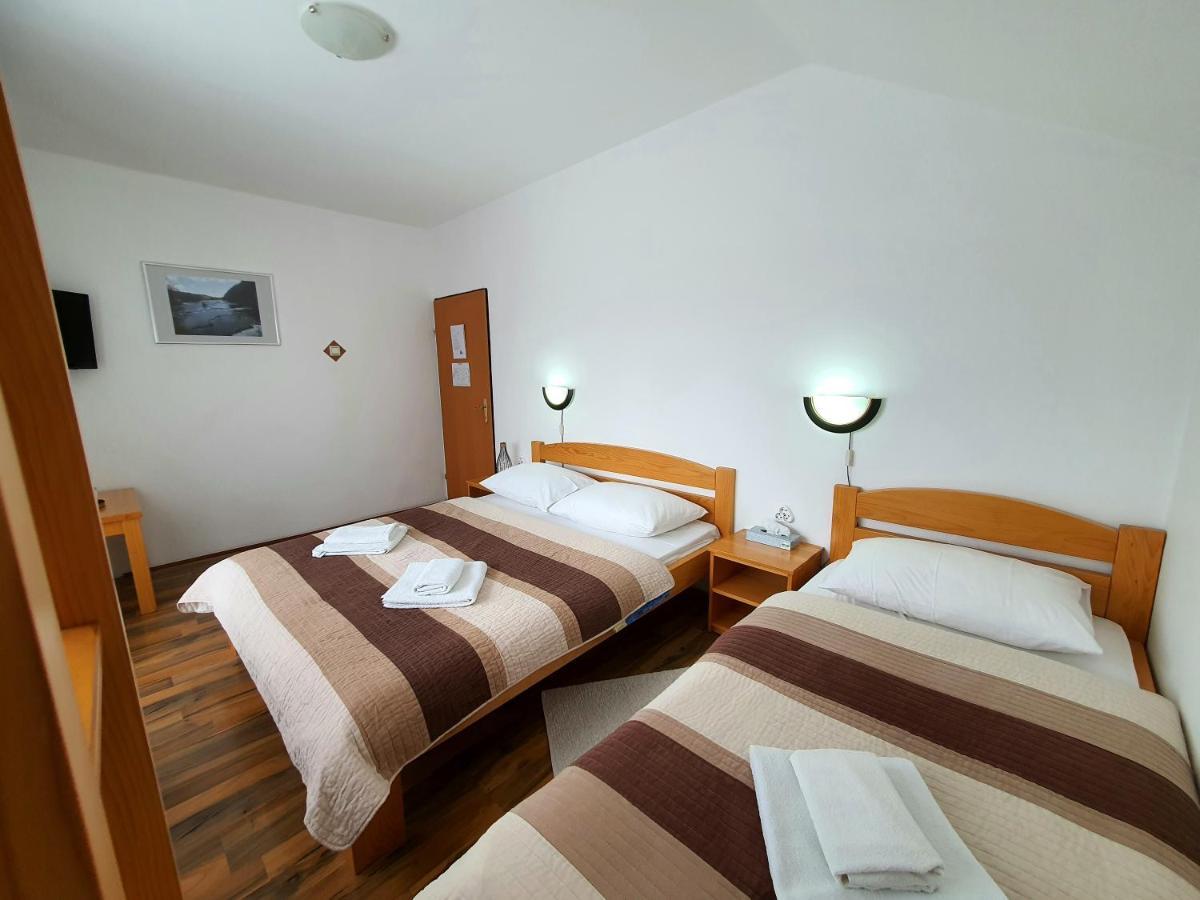 Guesthouse Kovačević Korenica Exteriér fotografie