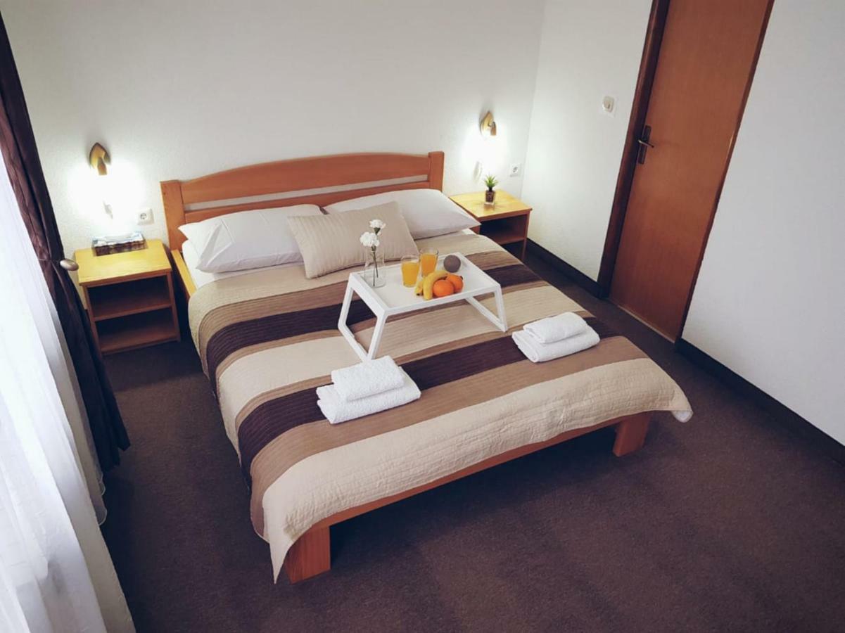 Guesthouse Kovačević Korenica Exteriér fotografie