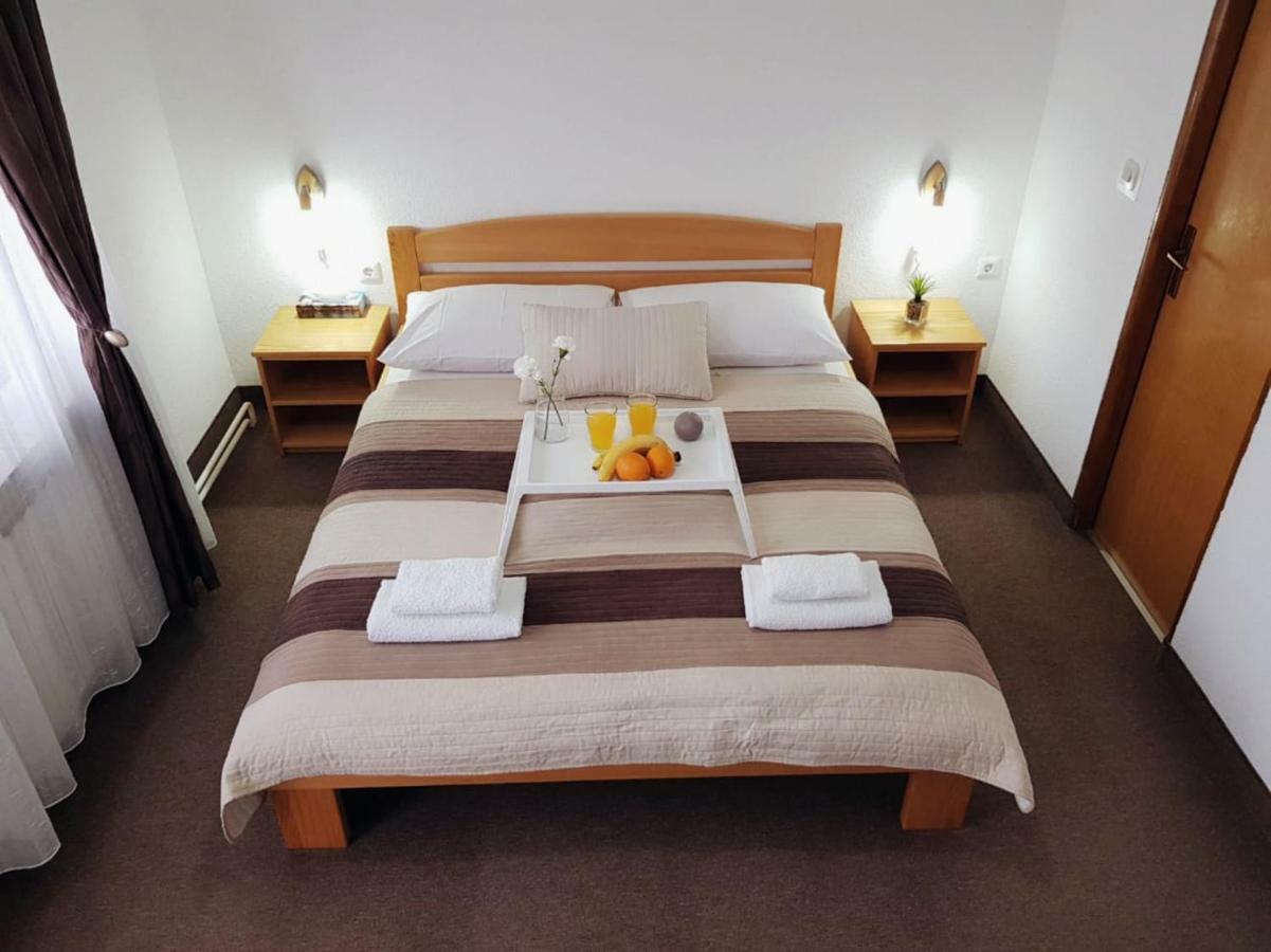 Guesthouse Kovačević Korenica Exteriér fotografie